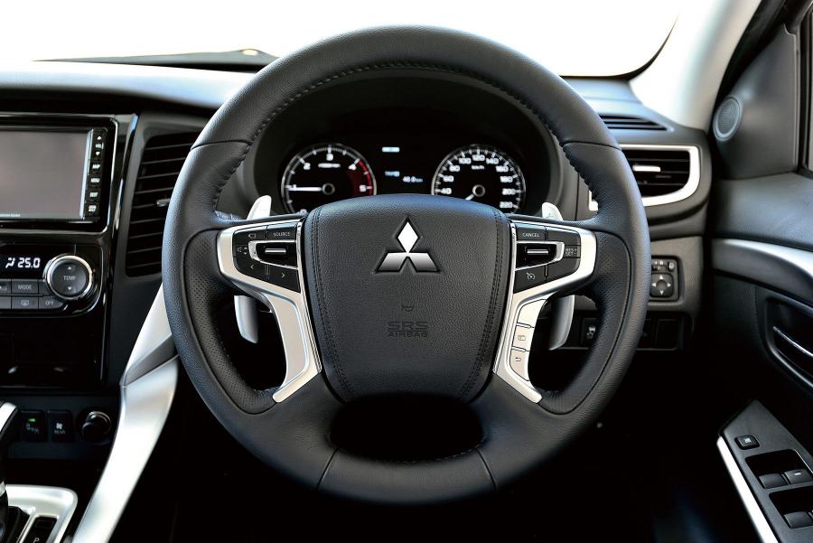 Mitsubishi Pajero Sport 2015 года  (TH) (фото 35 из 46)